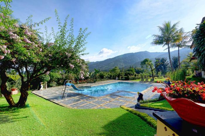 Puncak staycation gunung nyaman indah cocok