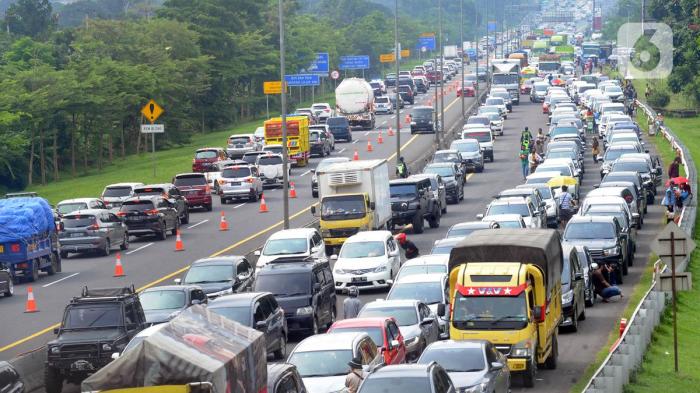 Jalur macet alternatif gunakan puncak Puncak Macet Total, Wisatawan Diimbau Gunakan Jalur Alternatif