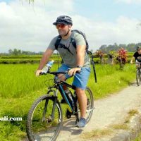 Tur Sepeda Menjelajah Pulau-pulau Kecil di NTB