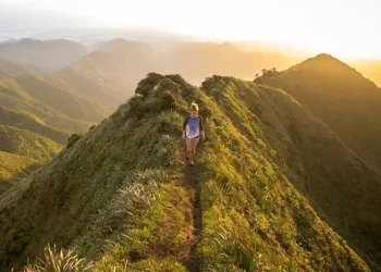 Mendaki Gunung Populer di Gen Z, Kasus Pendaki Pemula Tersesat Meningkat