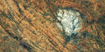 Batu Madagaskar Mirip Permukaan Bulan Berusia Lebih dari 600 Juta Tahun
